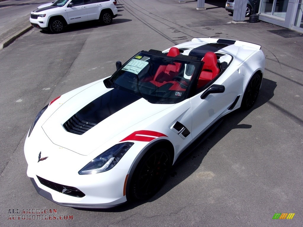 Arctic White / Adrenaline Red Chevrolet Corvette Grand Sport Convertible