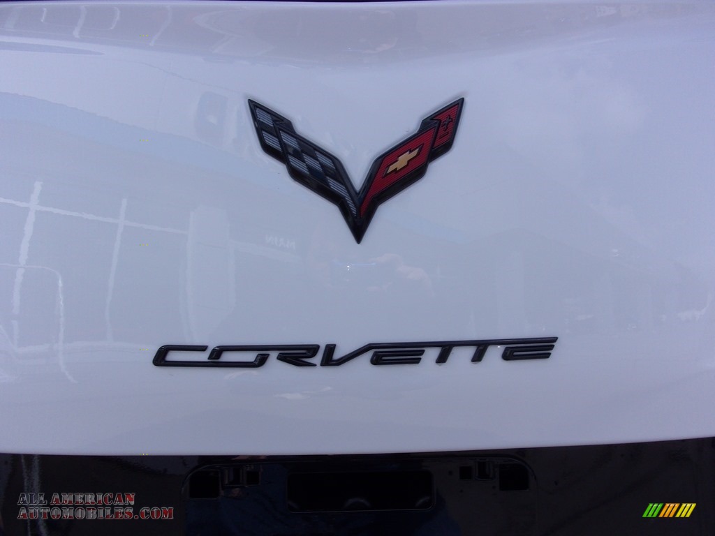 2019 Corvette Grand Sport Convertible - Arctic White / Adrenaline Red photo #11