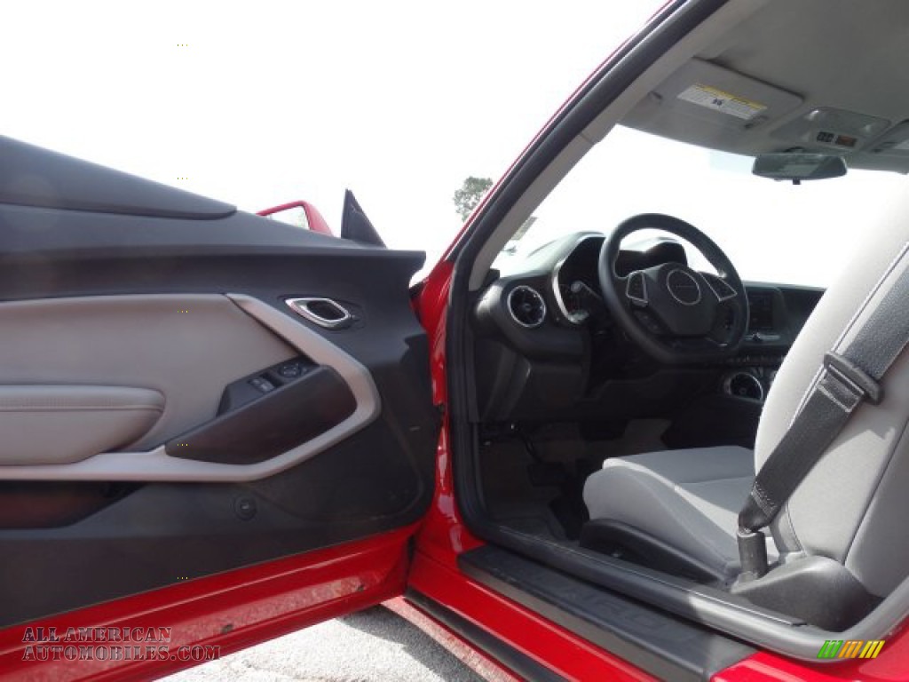 2019 Camaro LT Coupe - Red Hot / Medium Ash Gray photo #11