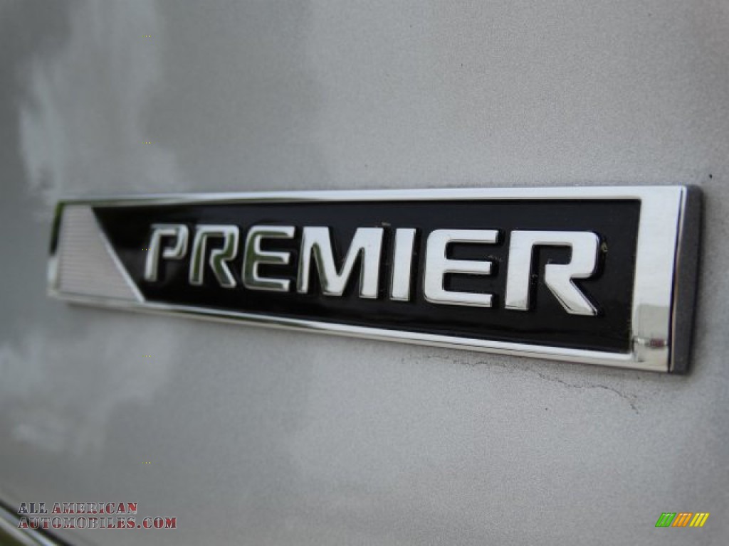 2019 Impala Premier - Silver Ice Metallic / Jet Black/­Dark Titanium photo #9