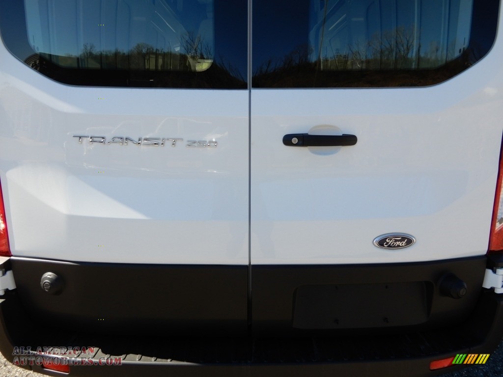 2019 Transit Van 250 HR Long - Oxford White / Pewter photo #7