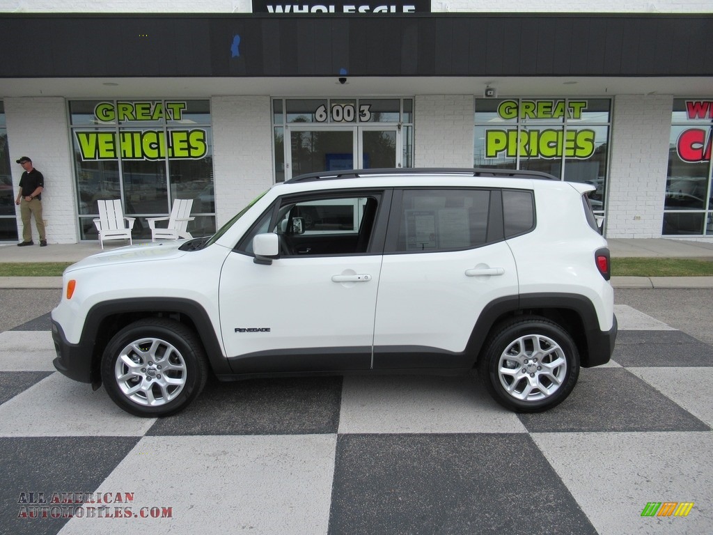 Alpine White / Black Jeep Renegade Latitude