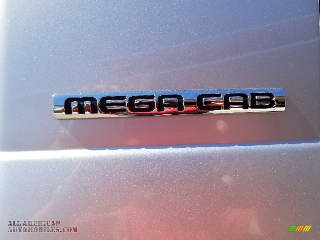 2006 Ram 2500 SLT Mega Cab 4x4 - Bright Silver Metallic / Medium Slate Gray photo #6