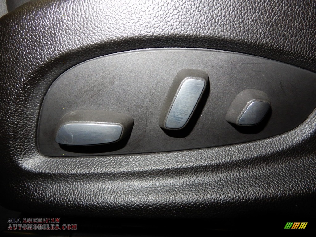 2013 XTS Platinum AWD - Graphite Metallic / Jet Black/Light Wheat Opus Full Leather photo #23