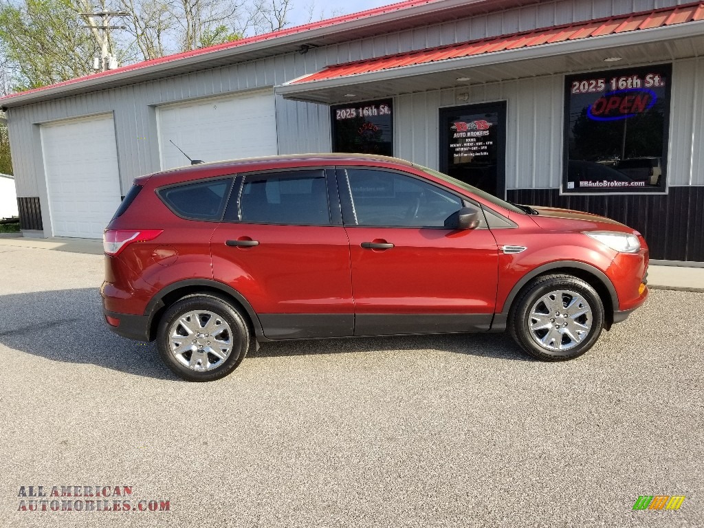 Sunset Metallic / Charcoal Black Ford Escape S