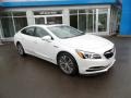 Buick LaCrosse Essence AWD White Frost Tricoat photo #3
