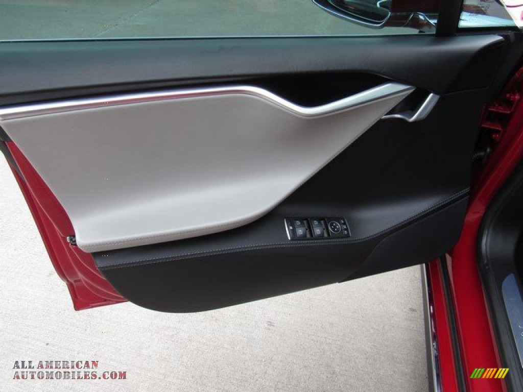 2015 Model S 90D - Red Multi-Coat / Grey photo #24