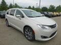 Chrysler Pacifica Limited Luxury White Pearl photo #7