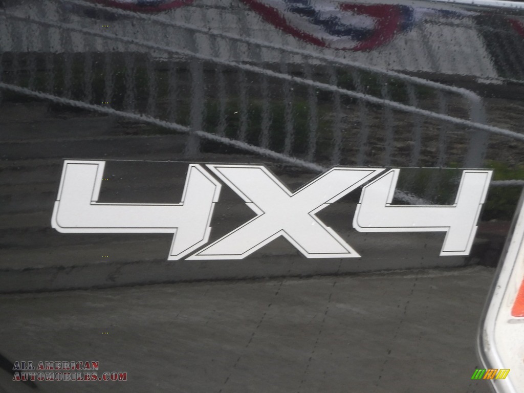 2012 F150 XLT SuperCab 4x4 - Tuxedo Black Metallic / Steel Gray photo #9