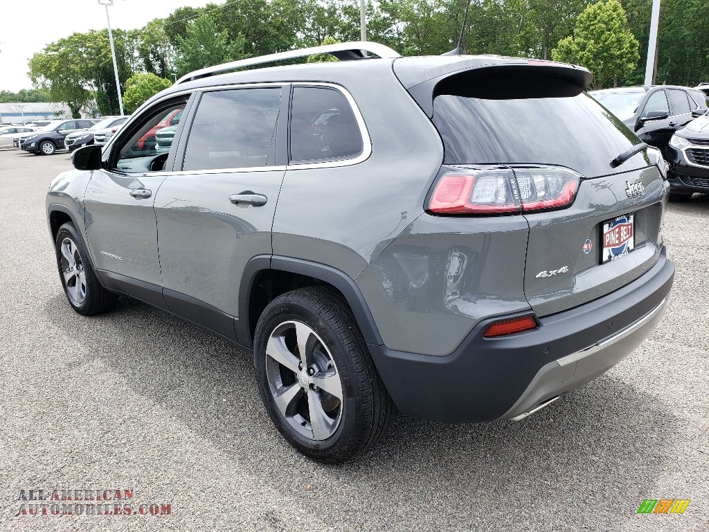 2019 Cherokee Limited 4x4 - Sting-Gray / Black photo #4