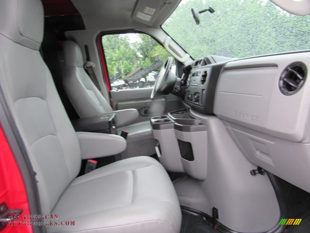 2014 E-Series Van E250 Cargo Van - Vermillion Red / Medium Flint photo #39