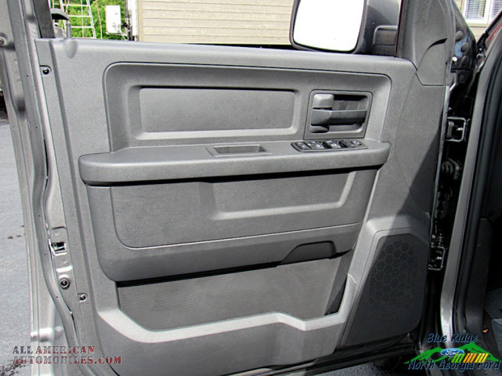 2011 Ram 1500 ST Quad Cab - Mineral Gray Metallic / Dark Slate Gray/Medium Graystone photo #25