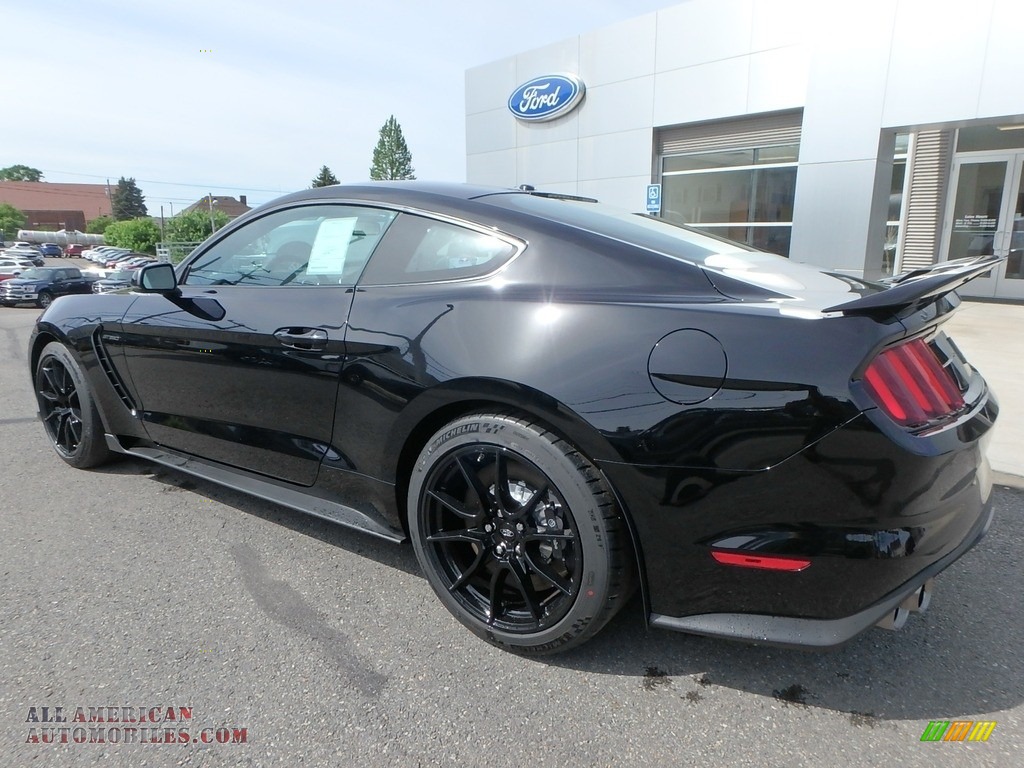 2019 Mustang Shelby GT350 - Shadow Black / GT350 Ebony Leather/Miko Suede photo #8