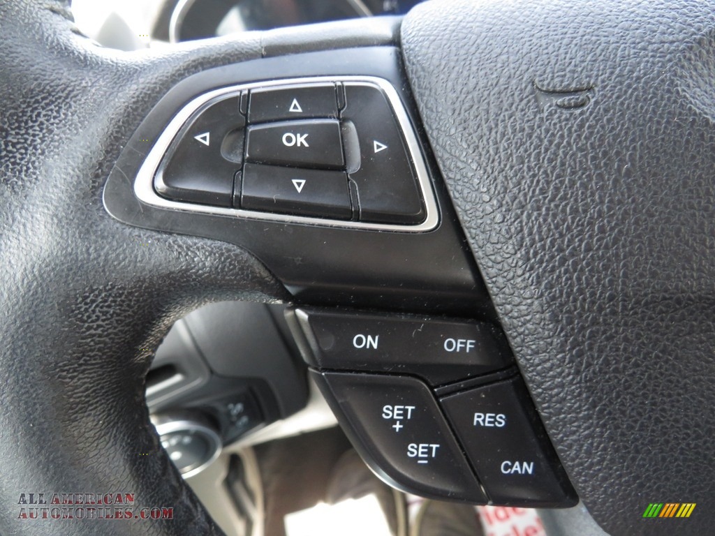 2016 Focus SE Sedan - Magnetic / Charcoal Black photo #36