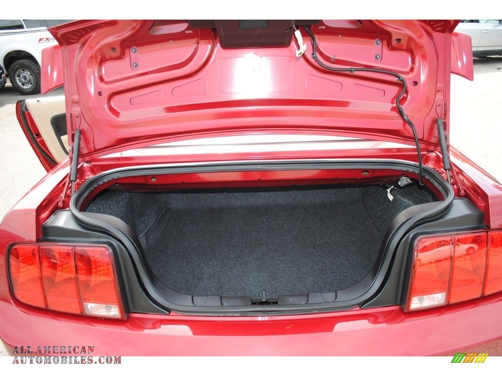 2006 Mustang GT Premium Convertible - Redfire Metallic / Light Parchment photo #23