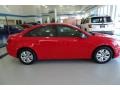 Chevrolet Cruze Limited LS Red Hot photo #5
