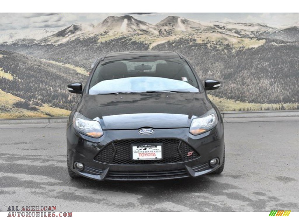 2014 Focus ST Hatchback - Tuxedo Black / ST Smoke Storm/Charcoal Black Recaro Sport Seats photo #4