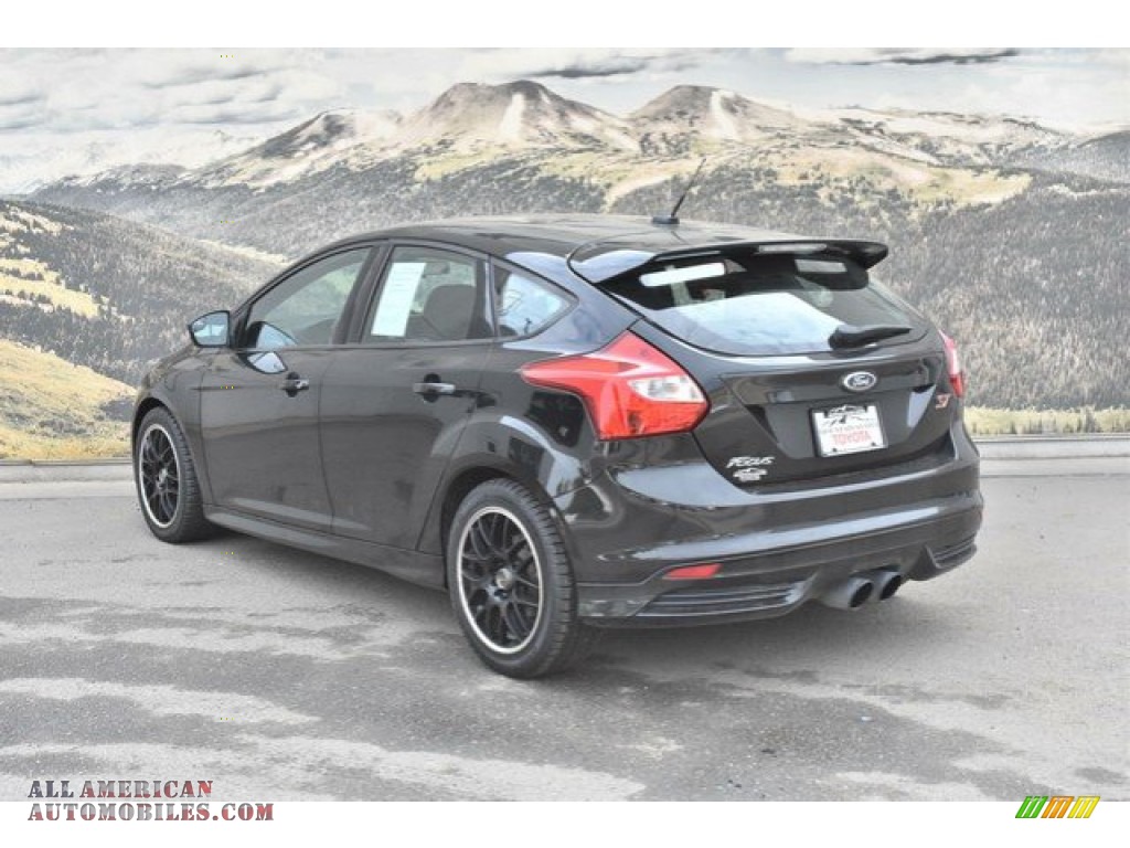 2014 Focus ST Hatchback - Tuxedo Black / ST Smoke Storm/Charcoal Black Recaro Sport Seats photo #7