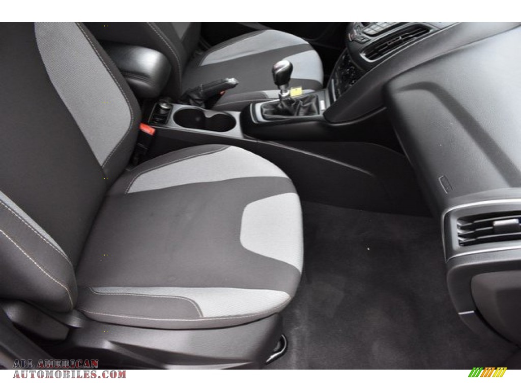 2014 Focus ST Hatchback - Tuxedo Black / ST Smoke Storm/Charcoal Black Recaro Sport Seats photo #17