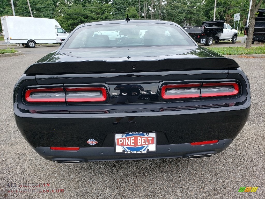 2019 Challenger R/T Plus - Pitch Black / Black photo #5
