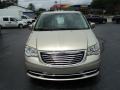 Chrysler Town & Country Touring Cashmere/Sandstone Pearl photo #26