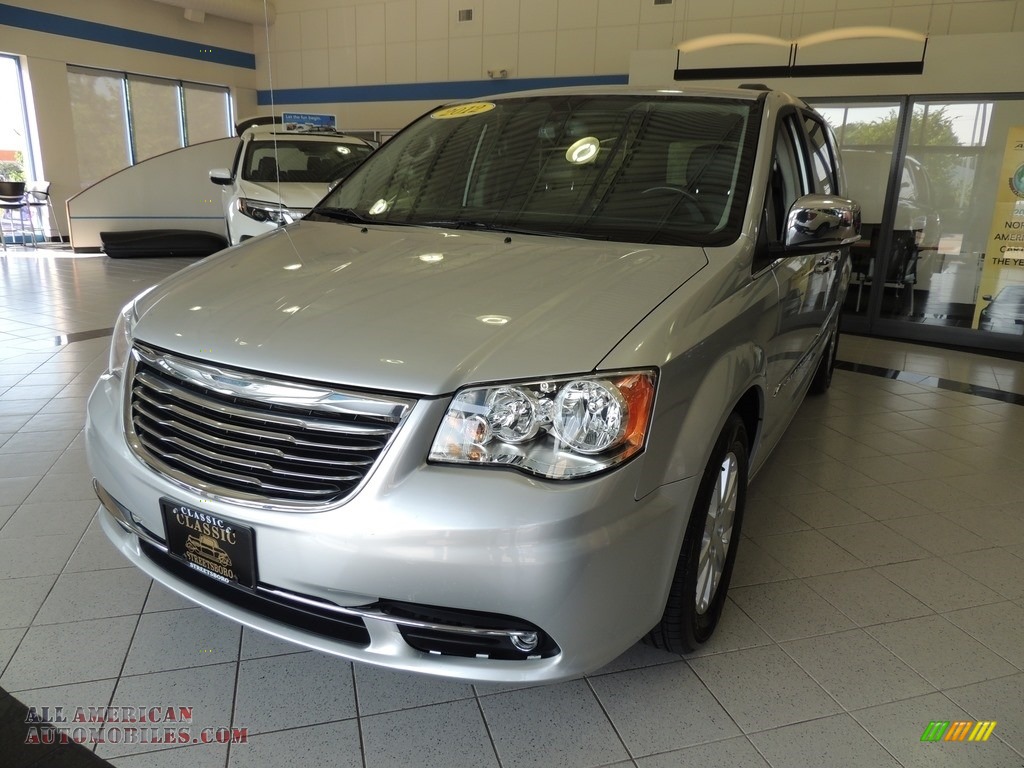 2012 Town & Country Touring - L - Bright Silver Metallic / Black/Light Graystone photo #1