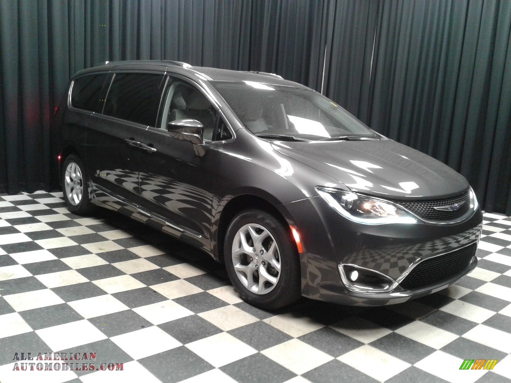 2018 Pacifica Touring L - Granite Crystal Metallic / Cognac/Alloy/Toffee photo #4