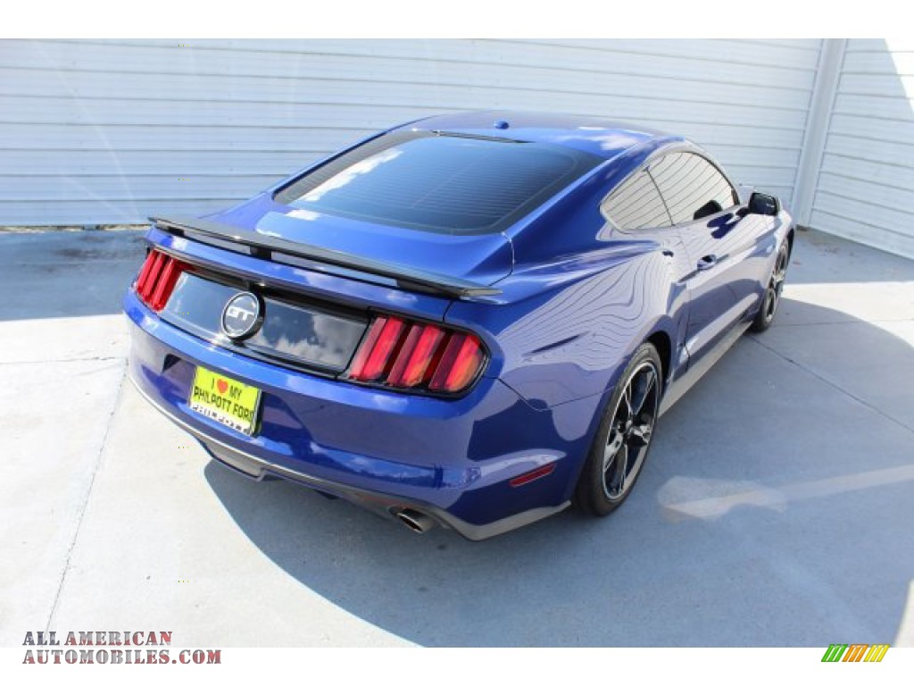 2016 Mustang GT Coupe - Deep Impact Blue Metallic / California Special Ebony Black/Miko Suede photo #7
