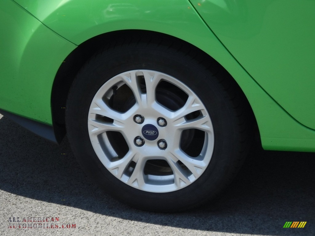 2014 Fiesta SE Sedan - Green Envy / Charcoal Black photo #3