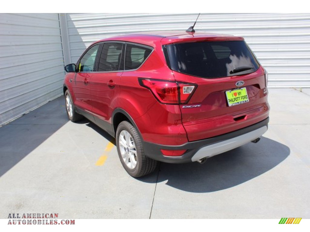 2019 Escape SE - Ruby Red / Chromite Gray/Charcoal Black photo #6