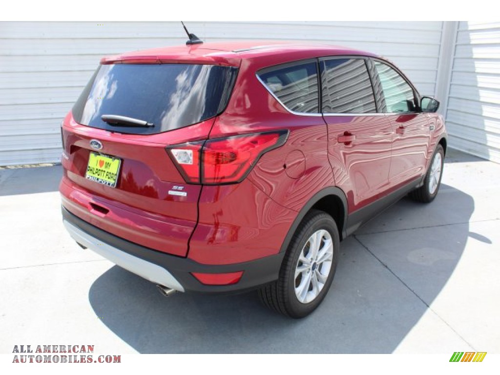 2019 Escape SE - Ruby Red / Chromite Gray/Charcoal Black photo #8