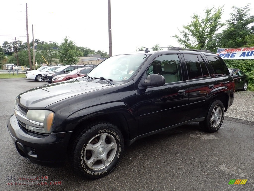 2007 TrailBlazer LS 4x4 - Black / Light Gray photo #1