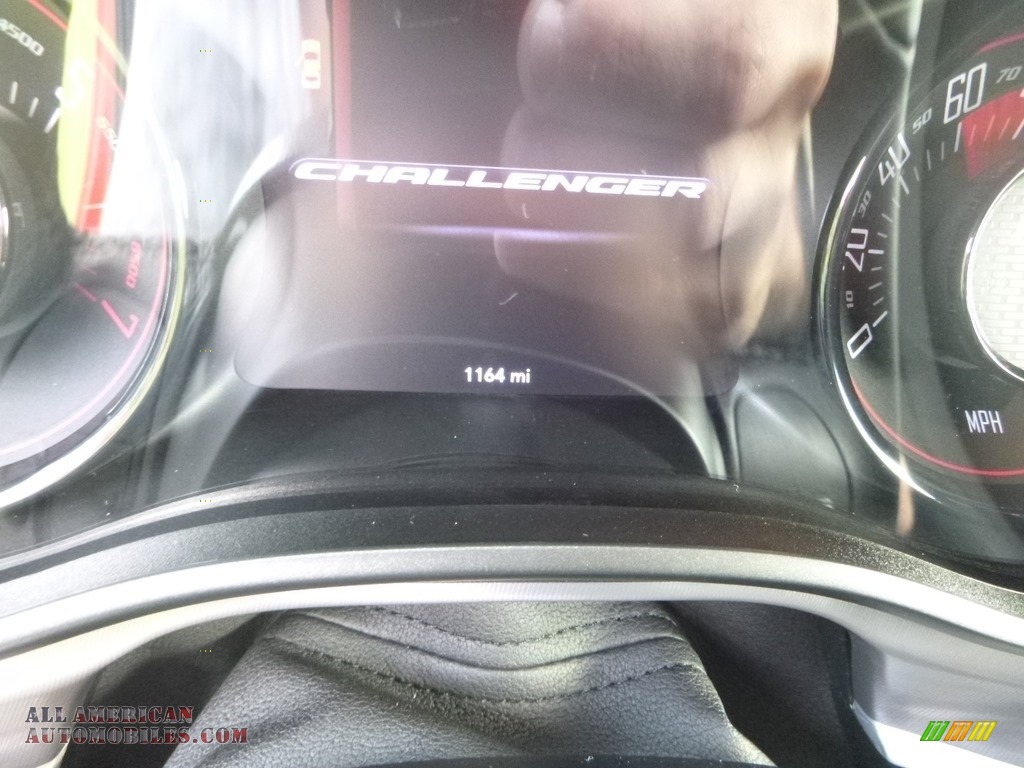 2019 Challenger SXT AWD - Go Mango / Black photo #16