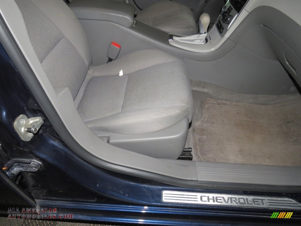 2009 Malibu LS Sedan - Imperial Blue Metallic / Titanium photo #24