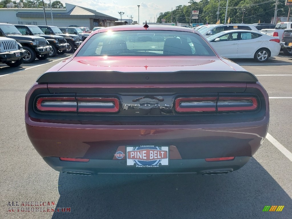 2019 Challenger R/T - Octane Red Pearl / Black photo #5