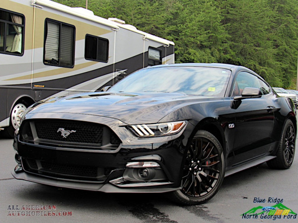 Shadow Black / Red Line Ford Mustang GT Premium Coupe