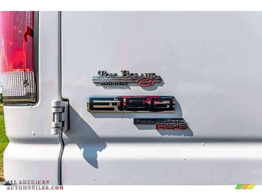 2014 E-Series Van E150 Cargo Van - Oxford White / Medium Flint photo #39