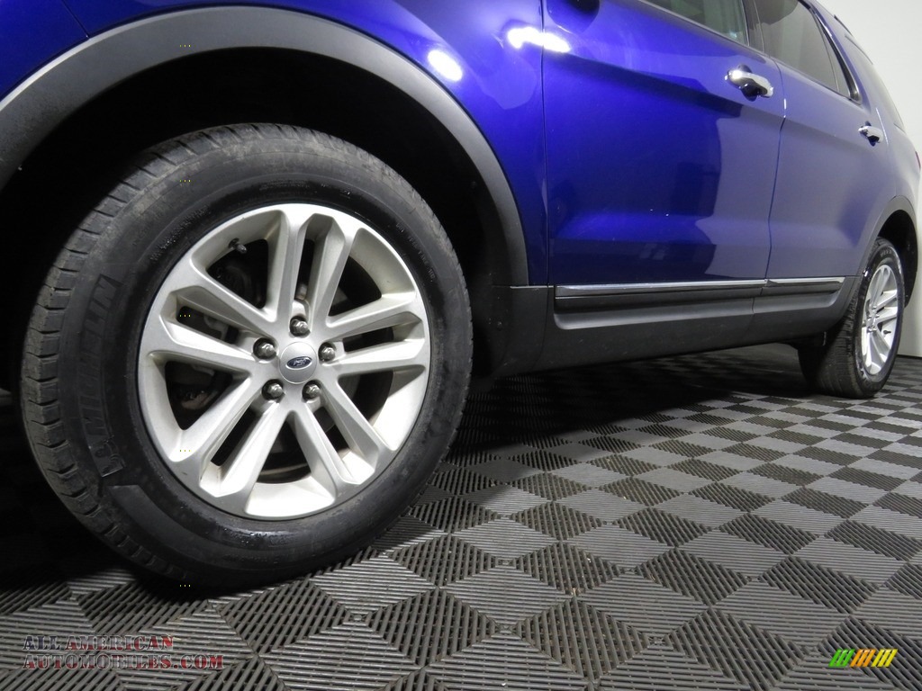 2013 Explorer XLT 4WD - Deep Impact Blue Metallic / Charcoal Black photo #9