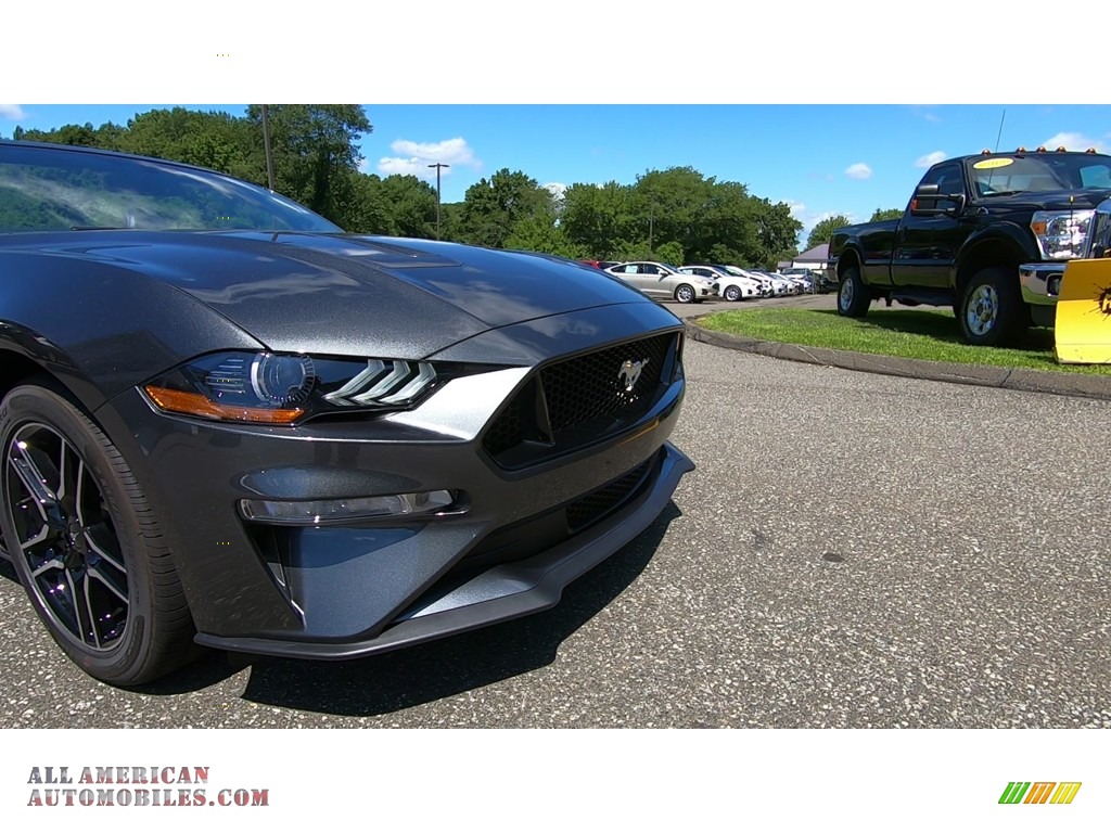 2019 Mustang GT Premium Convertible - Magnetic / Ebony photo #26