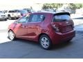 Chevrolet Sonic LT Hatch Crystal Red Tintcoat photo #4