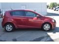 Chevrolet Sonic LT Hatch Crystal Red Tintcoat photo #7