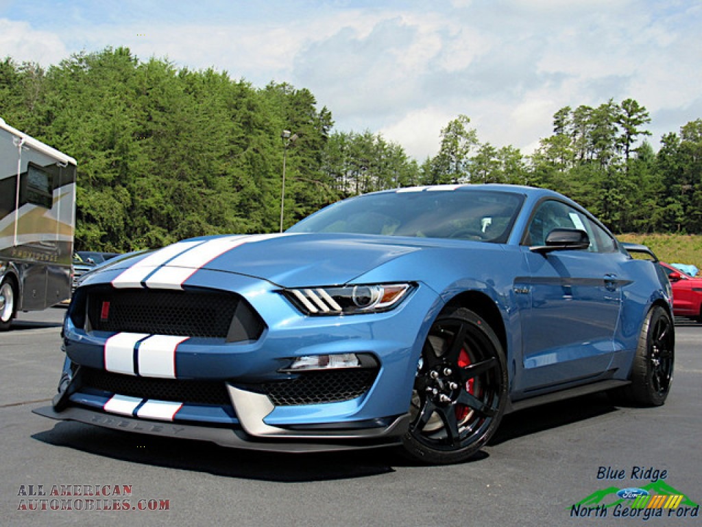 Performance Blue / GT350 Ebony Recaro Cloth/Miko Suede Ford Mustang Shelby GT350R