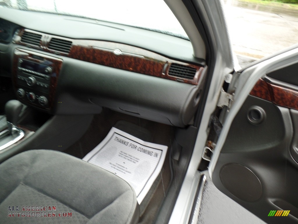 2013 Impala LS - Silver Ice Metallic / Ebony photo #25