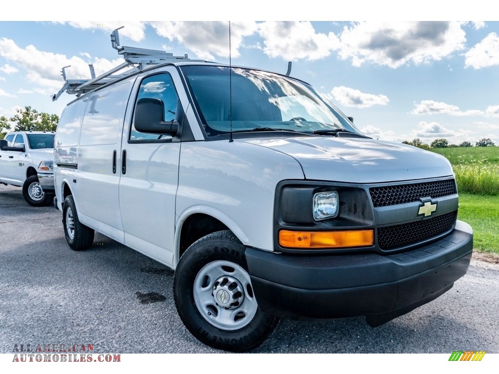 Summit White / Medium Pewter Chevrolet Express 2500 Work Van
