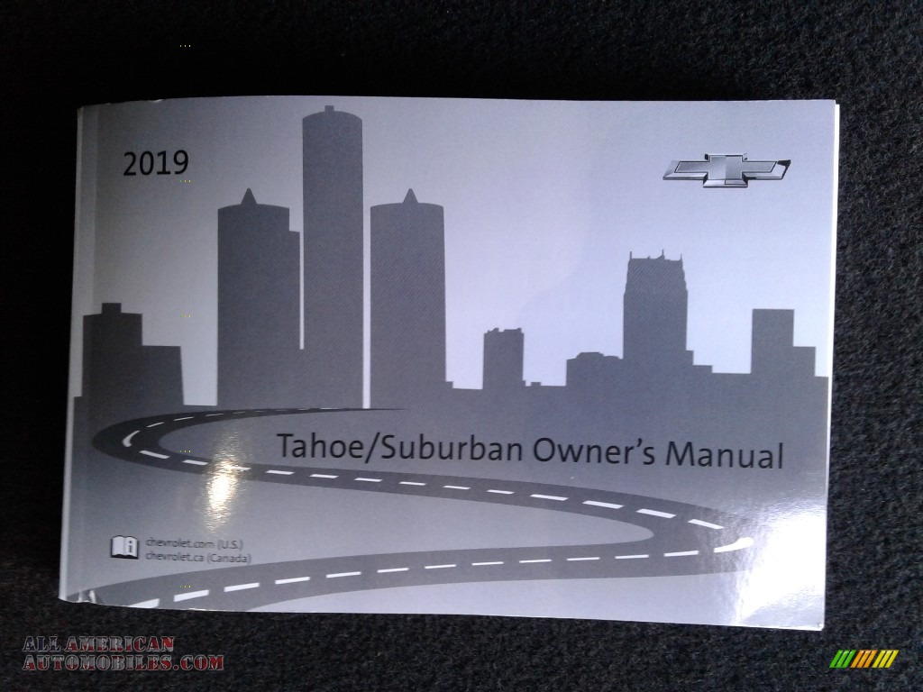2019 Suburban LT - Silver Ice Metallic / Jet Black photo #37