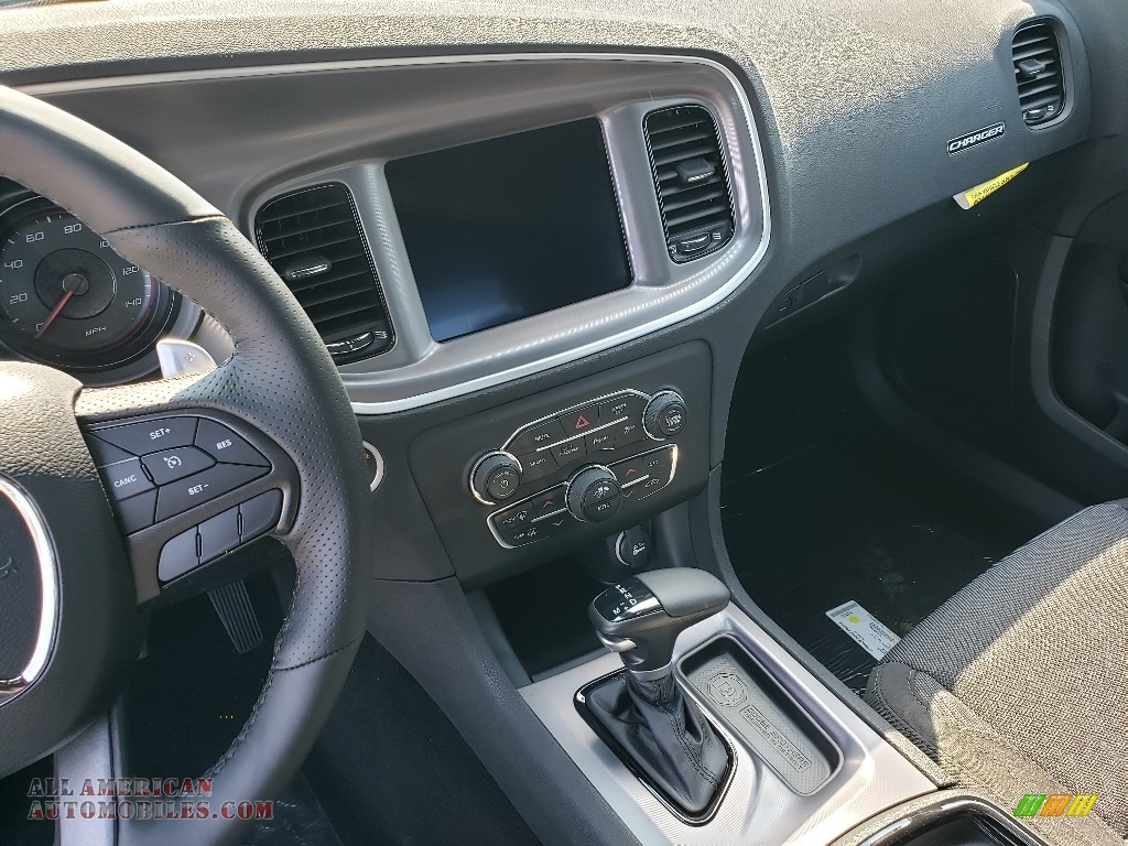 2019 Charger SXT AWD - Pitch Black / Black photo #10