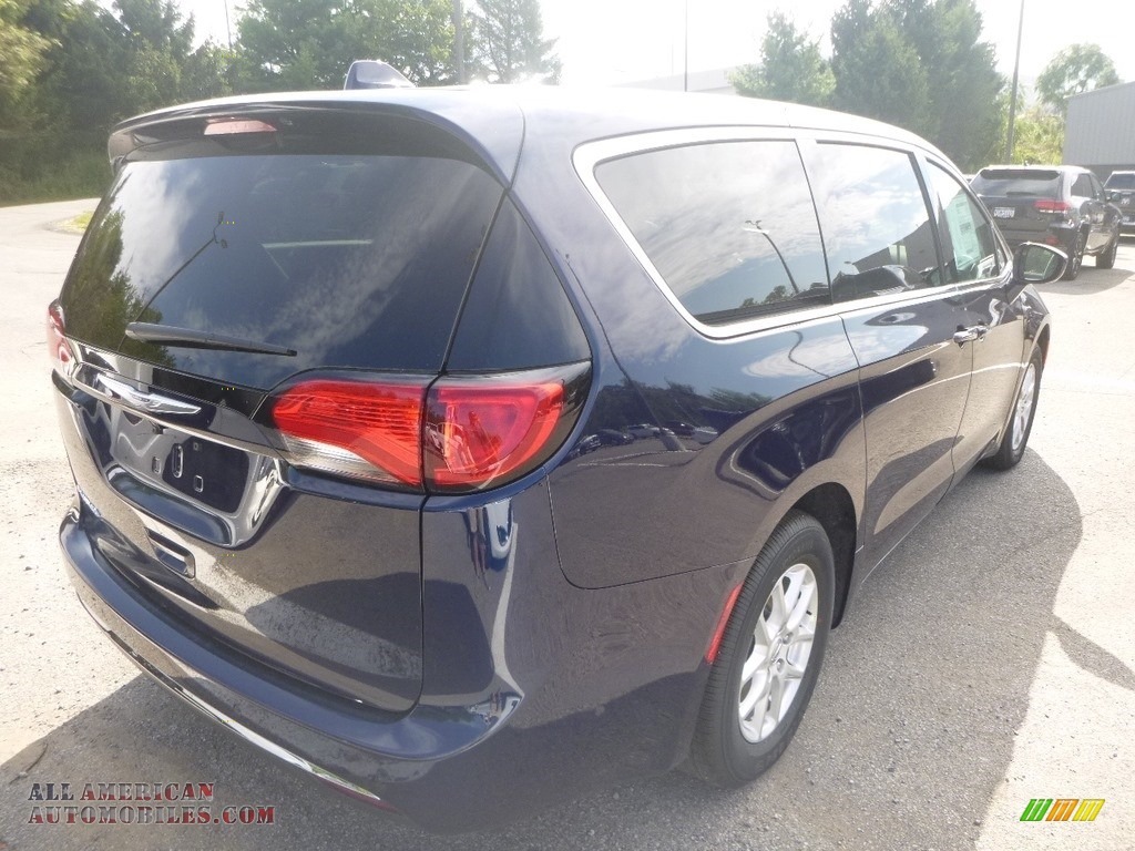 2020 Pacifica Touring - Jazz Blue Pearl / Alloy/Black photo #5