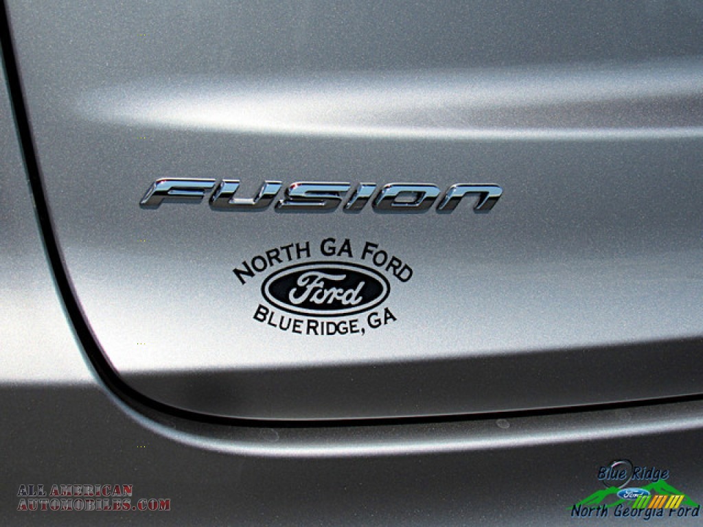 2020 Fusion SE - Iconic Silver / Light Putty photo #34
