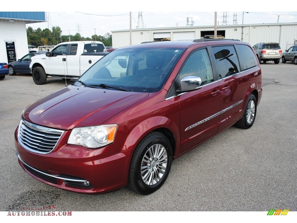Deep Cherry Red Crystal Pearl / Black/Light Graystone Chrysler Town & Country Touring - L
