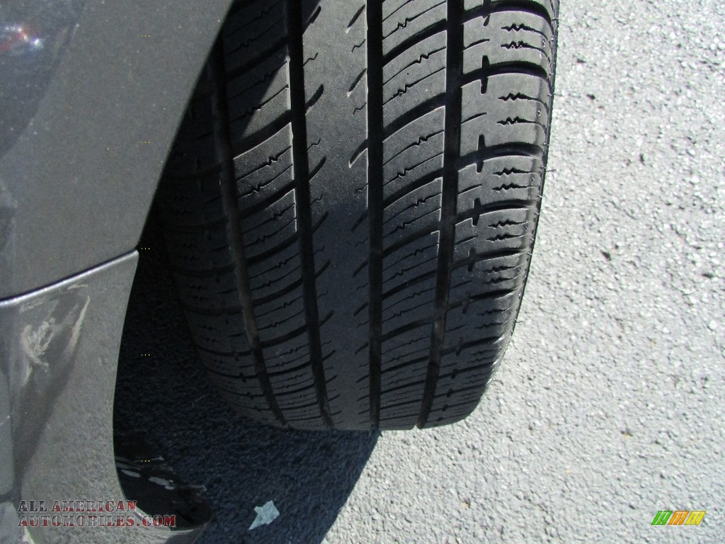 2014 Focus SE Sedan - Sterling Gray / Charcoal Black photo #23